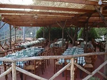 Lantgård San Cataldo Motta Camastra